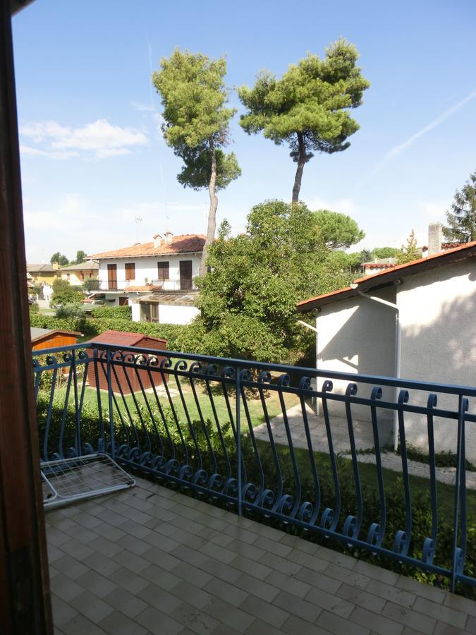 Villa Rosina Bibione Exteriör bild